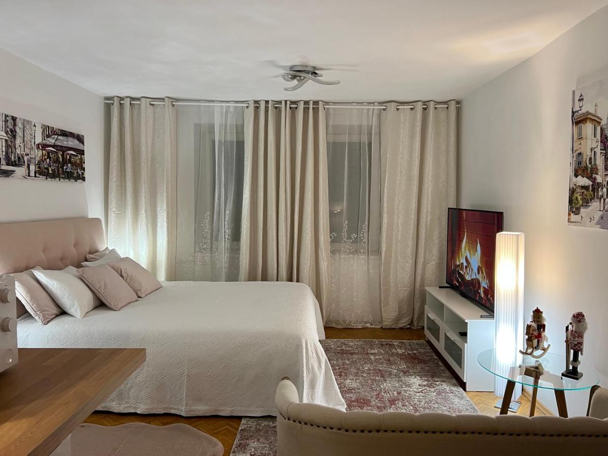 Louis & Elza Old Town Romantic Apartments Wroclaw Dış mekan fotoğraf
